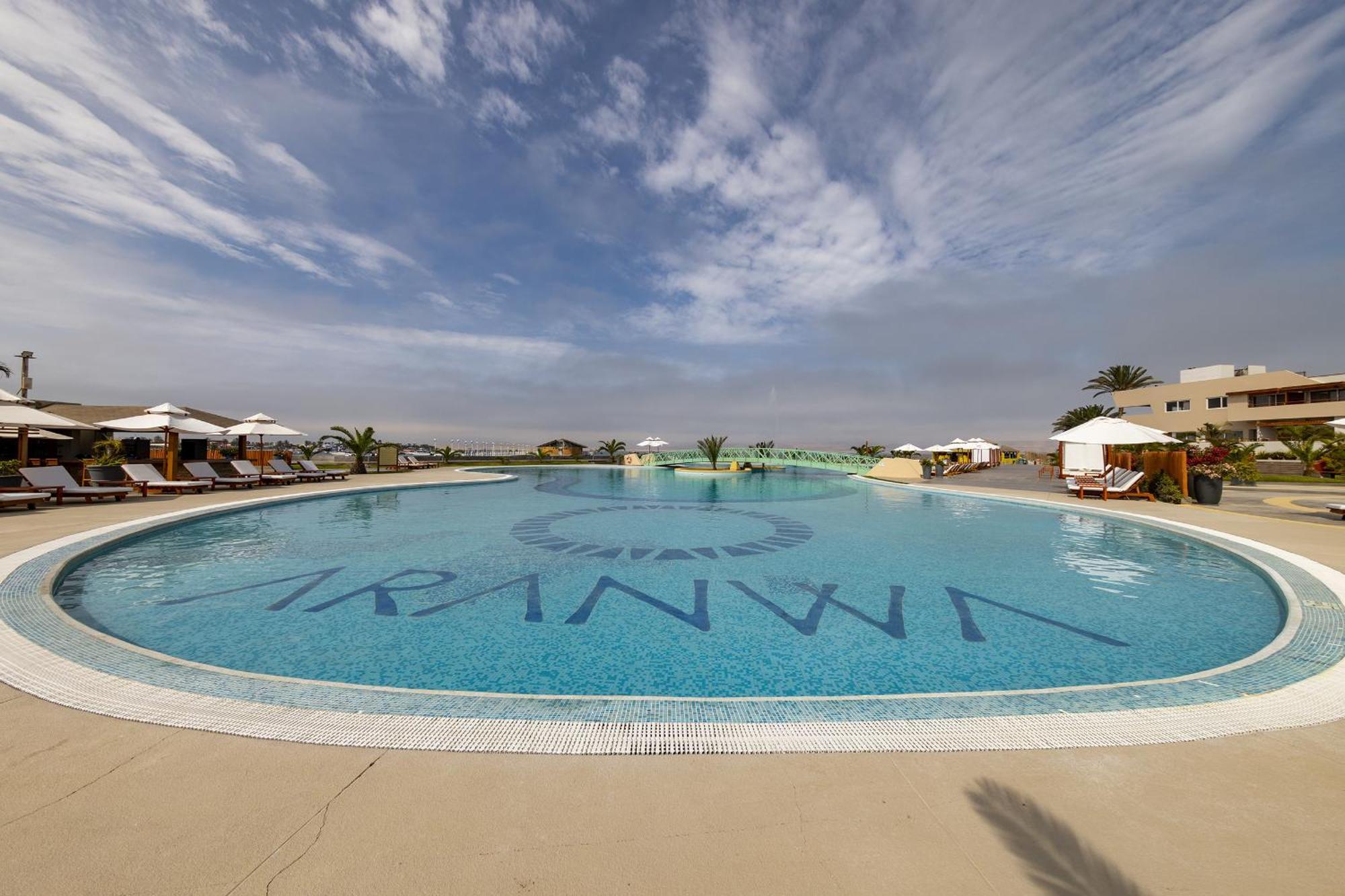 Aranwa Paracas Resort & Spa Exterior photo The swimming pool at the resort
